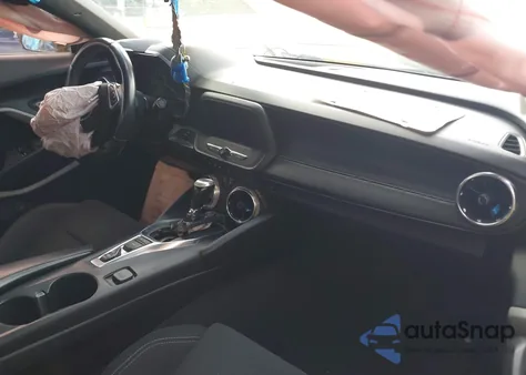 2018 Chevrolet Camaro 1Lt z USA, uszkodzony, nr VIN 1G1FB1RS9J0137172